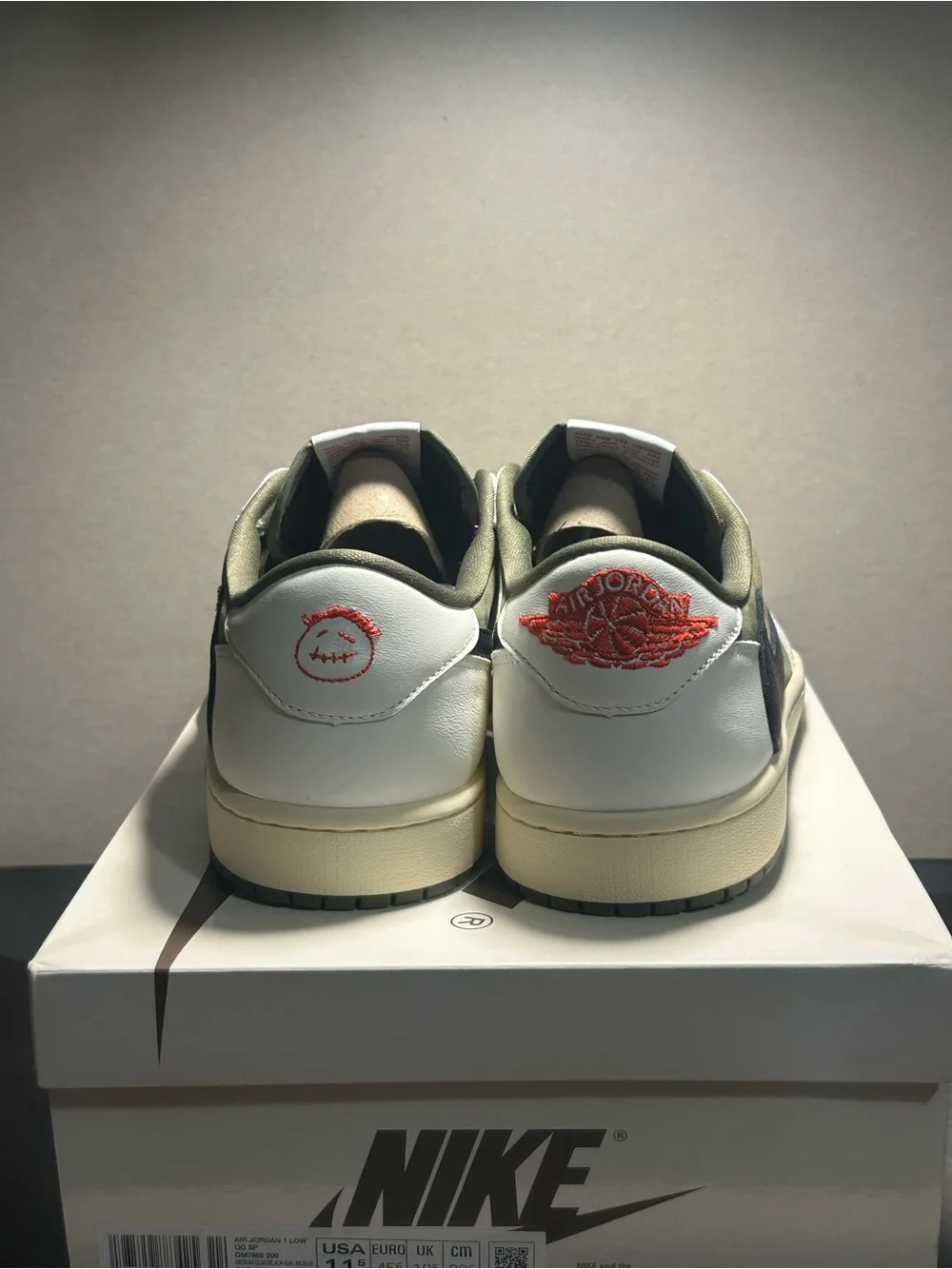 Travis Scott x Jordan Air Jordan 1 low Medium Olive size 11.5